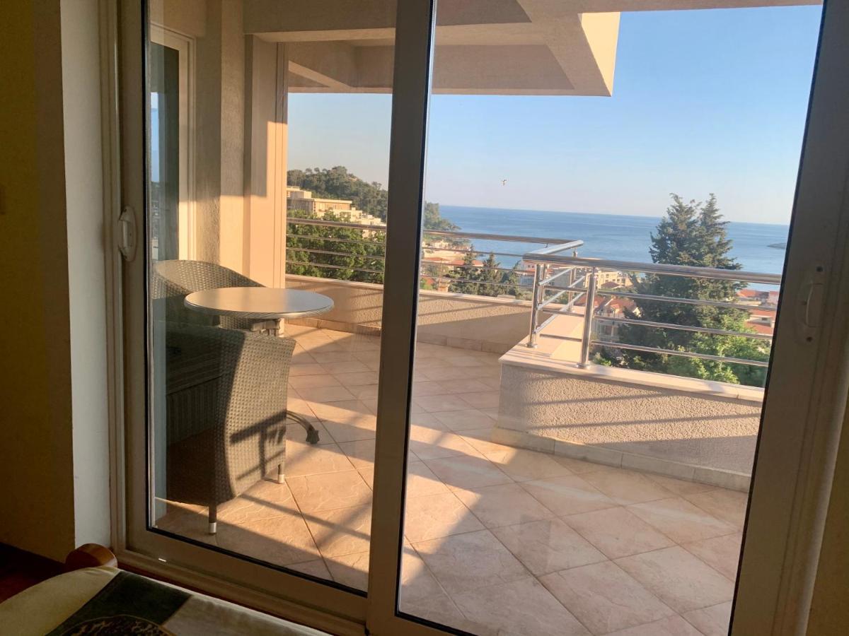 Blue Sky Apartment Petrovac エクステリア 写真